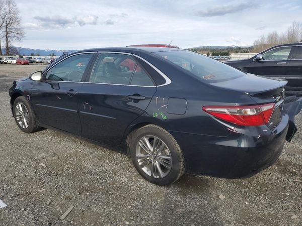 2016 TOYOTA CAMRY