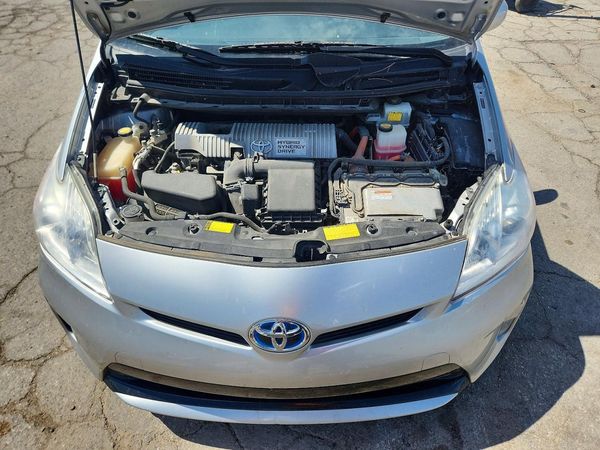 2012 TOYOTA PRIUS