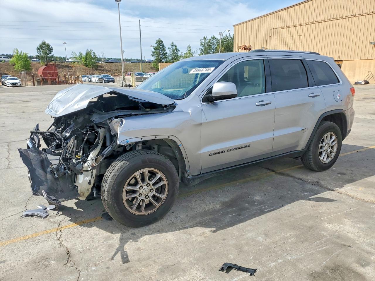 2018 JEEP GRAND CHEROKEE LAREDO 4X2