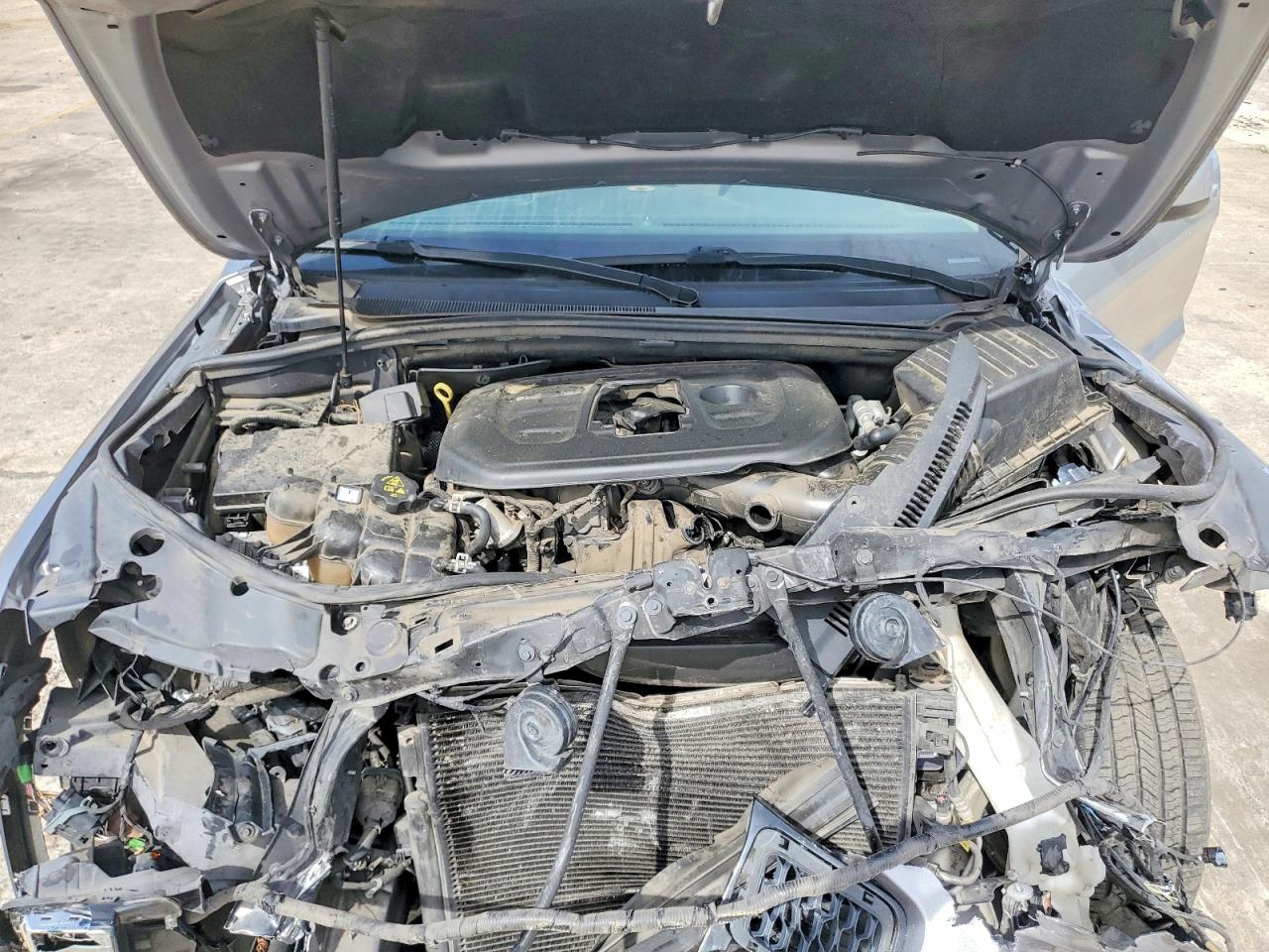 2018 JEEP GRAND CHEROKEE LAREDO 4X2