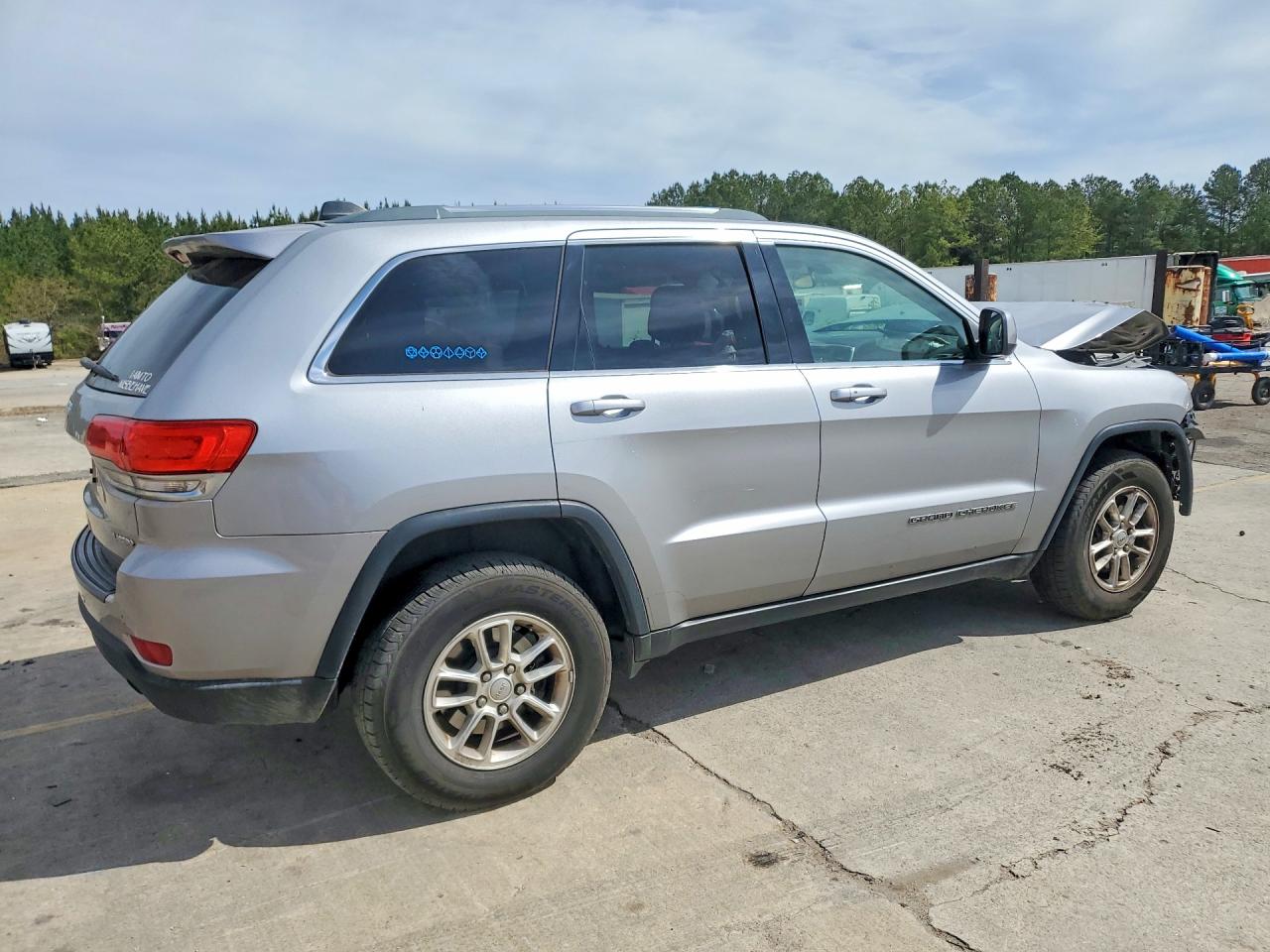 2018 JEEP GRAND CHEROKEE LAREDO 4X2