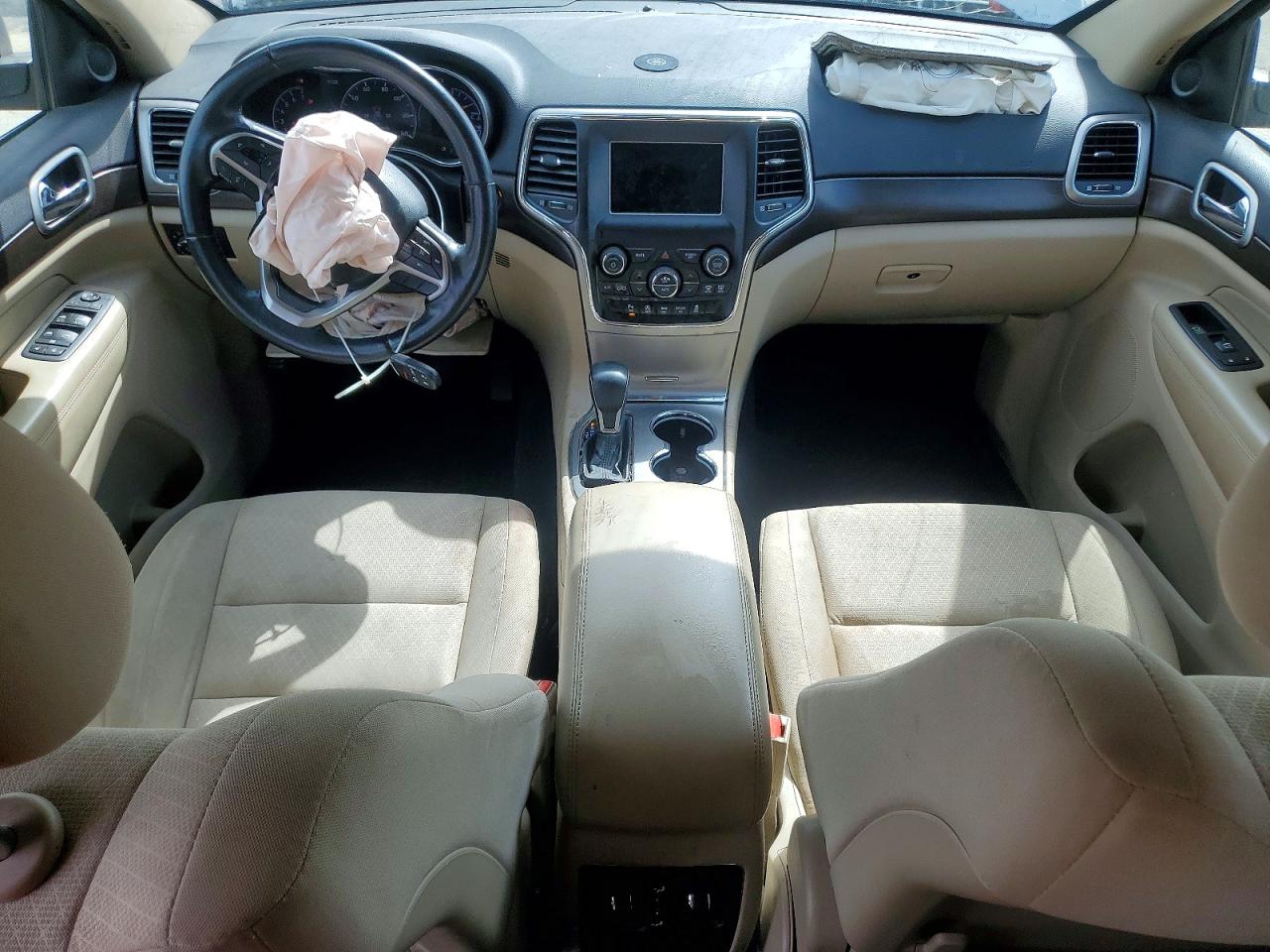 2018 JEEP GRAND CHEROKEE LAREDO 4X2
