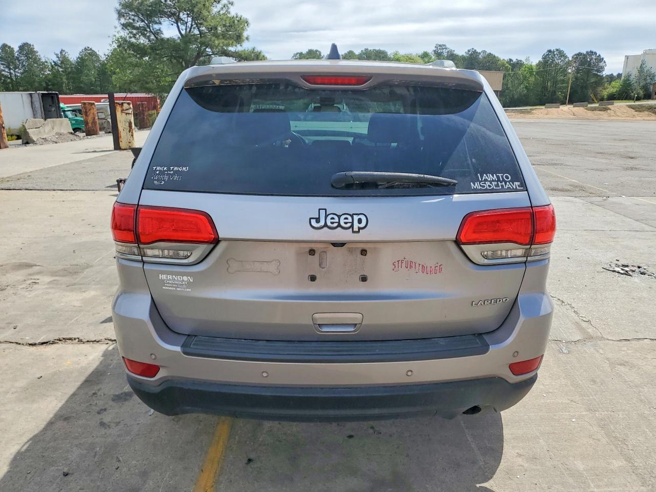 2018 JEEP GRAND CHEROKEE LAREDO 4X2