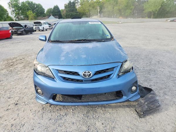 2013 TOYOTA COROLLA