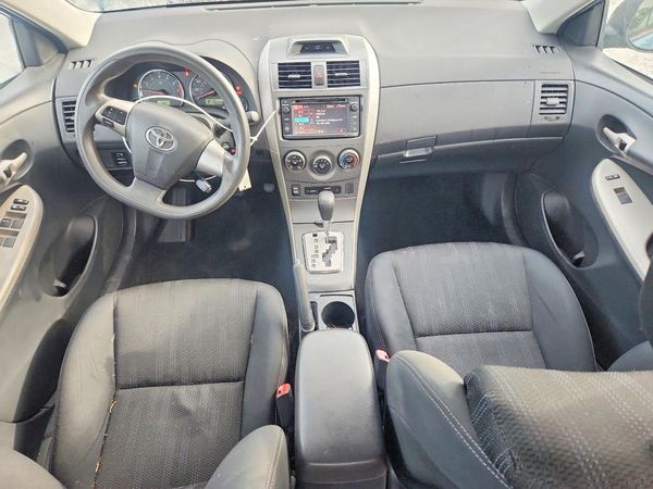 2013 TOYOTA COROLLA