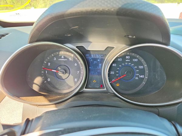 2015 HYUNDAI VELOSTER
