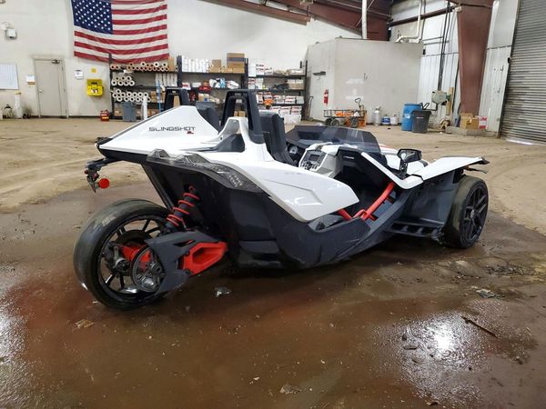 2016 POLARIS SLINGSHOT Open Cab