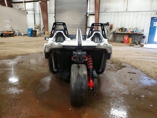 2016 POLARIS SLINGSHOT Open Cab