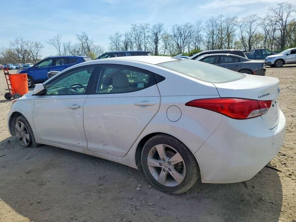 2013 HYUNDAI ELANTRA