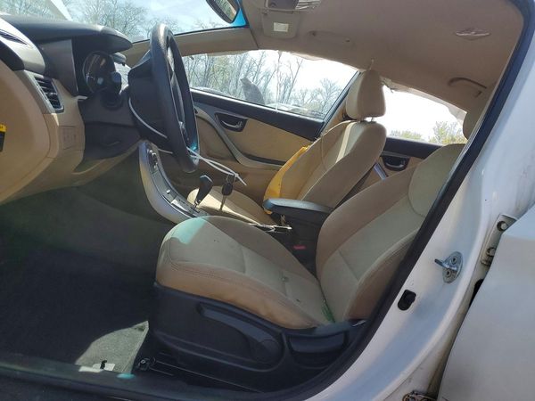 2013 HYUNDAI ELANTRA