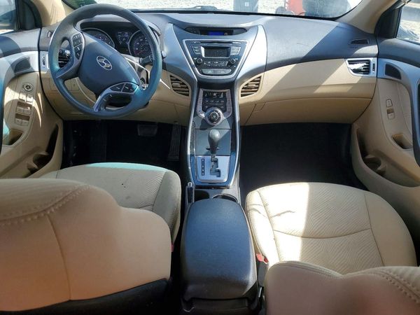 2013 HYUNDAI ELANTRA