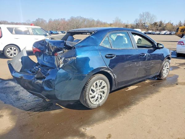 2019 TOYOTA COROLLA