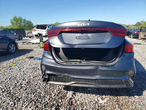 2024 KIA FORTE