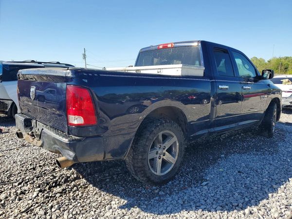2015 RAM 1500 ST QUAD CAB 4X2