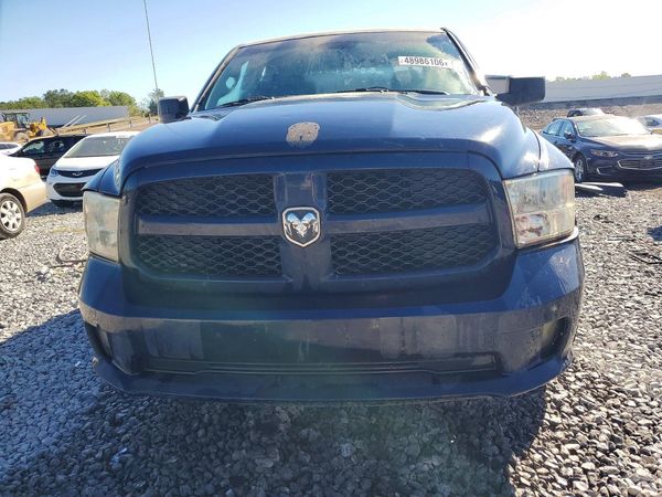 2015 RAM 1500 ST QUAD CAB 4X2