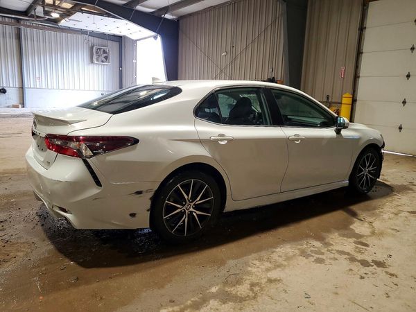 2022 TOYOTA CAMRY