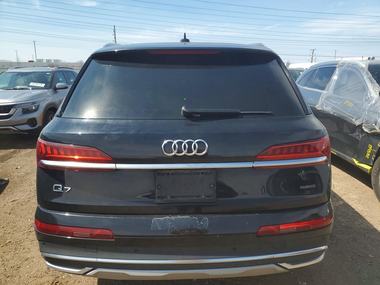 2021 AUDI Q7 quattro Premium