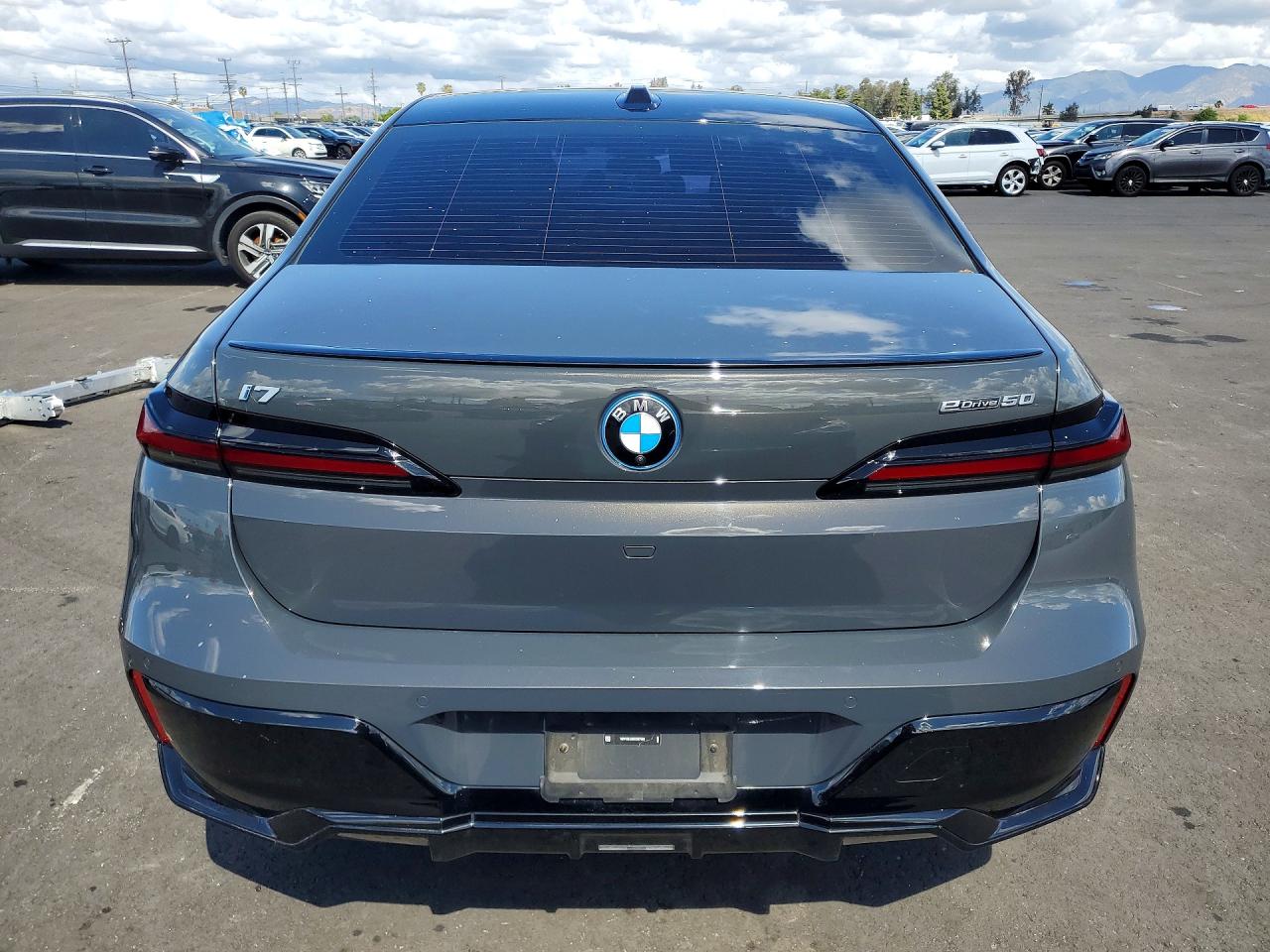 2024 BMW I7 eDrive50
