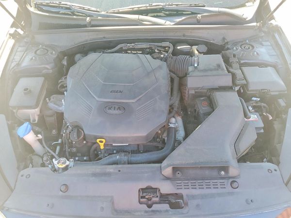 2017 KIA CADENZA