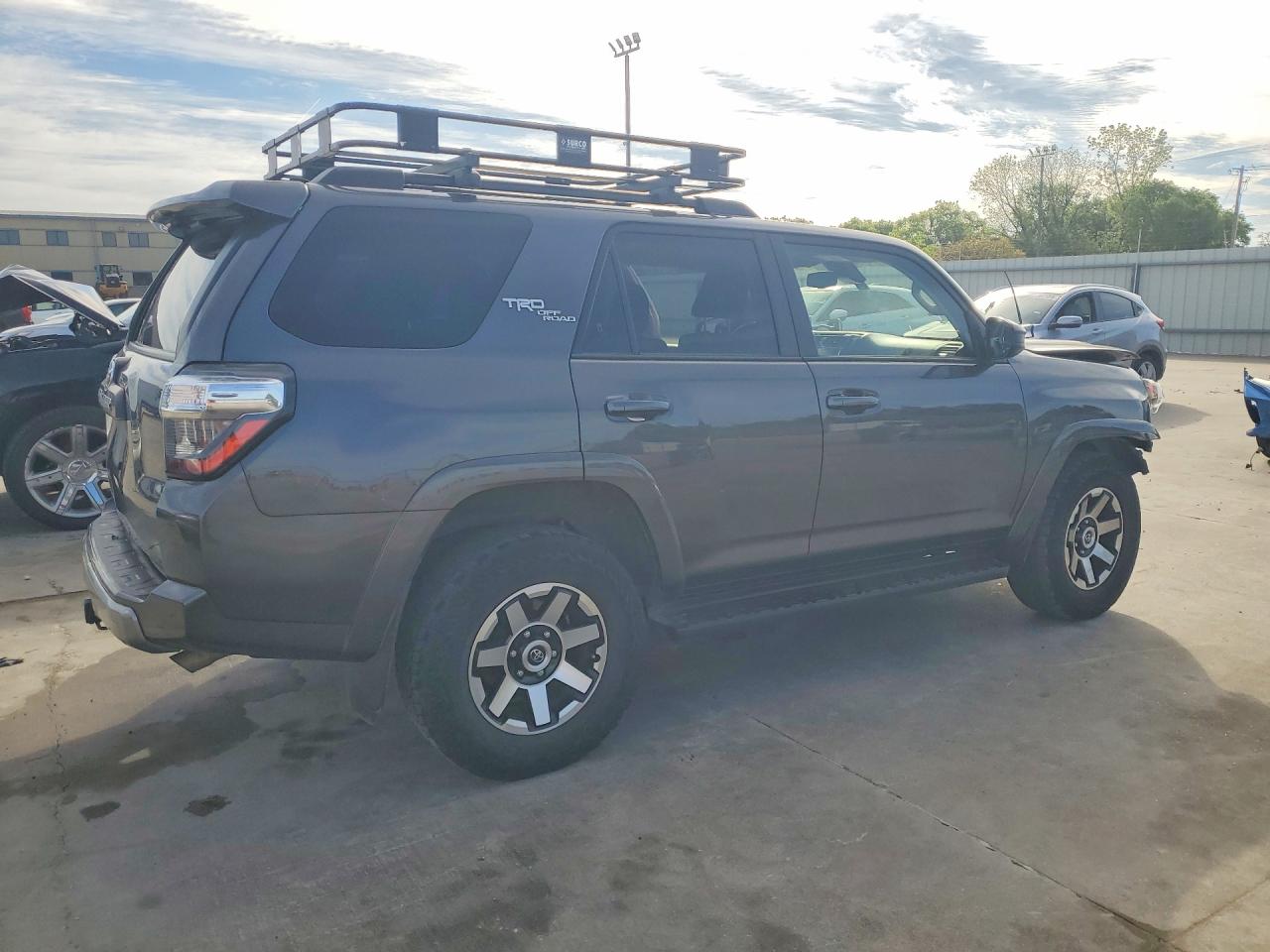 2021 TOYOTA 4RUNNER TRD offroad