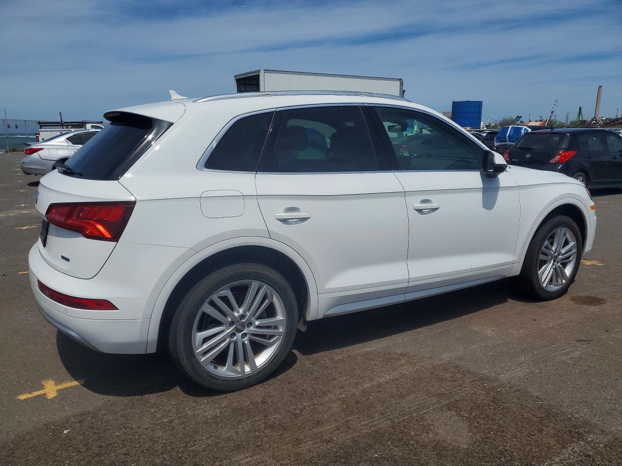 2019 AUDI Q5 quattro Premium Plus