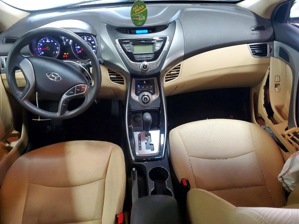 2013 HYUNDAI ELANTRA
