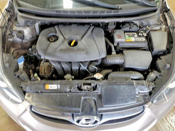 2013 HYUNDAI ELANTRA