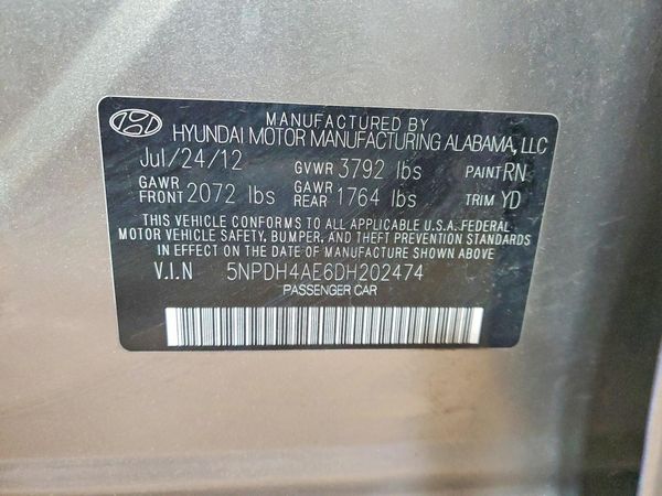 2013 HYUNDAI ELANTRA