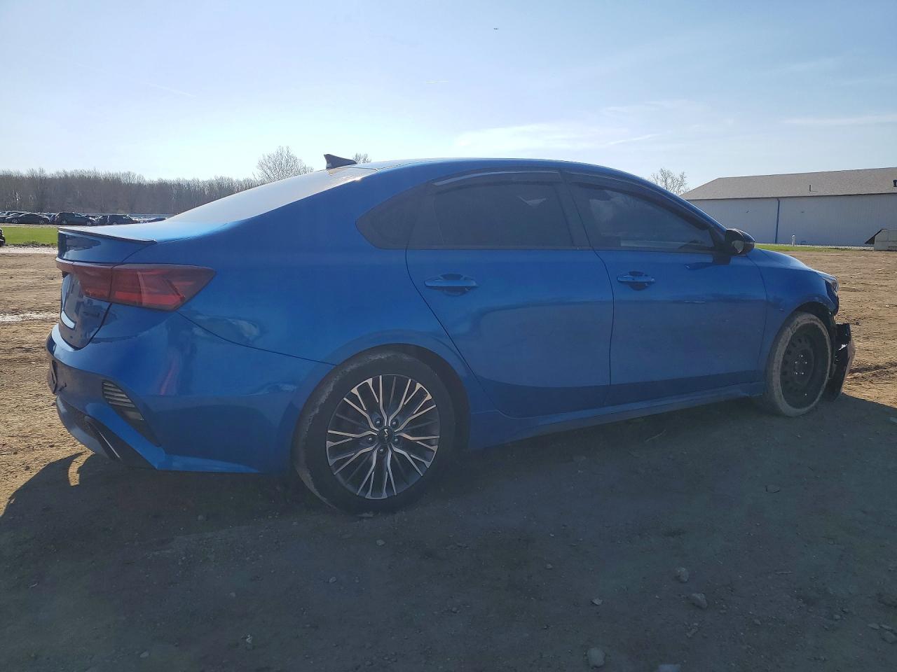 2022 KIA FORTE GT Line