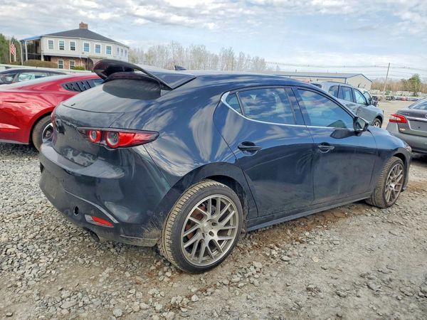 2021 MAZDA 3