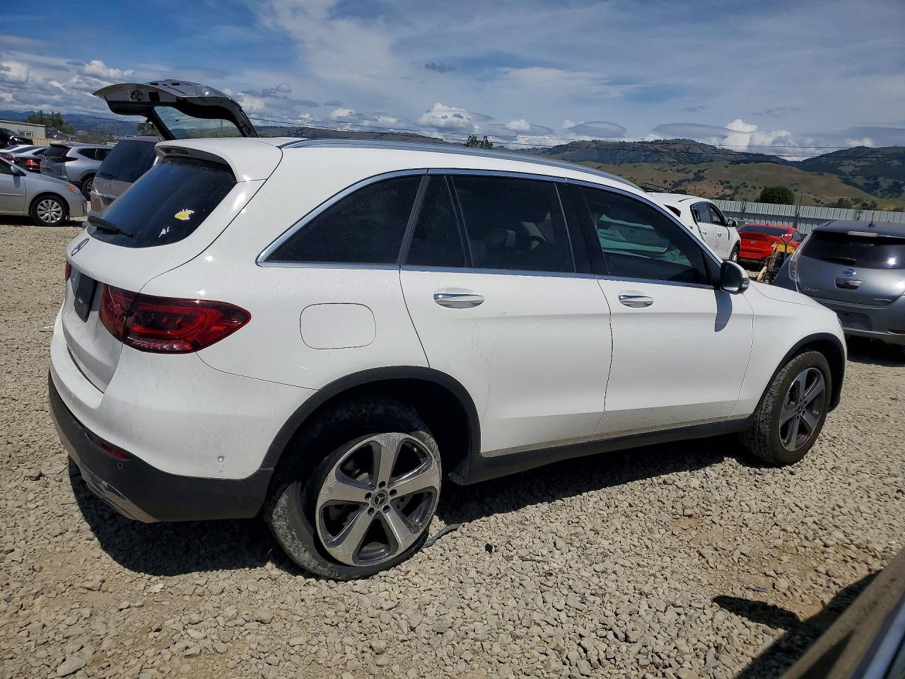2022 MERCEDES-BENZ GLC GLC300