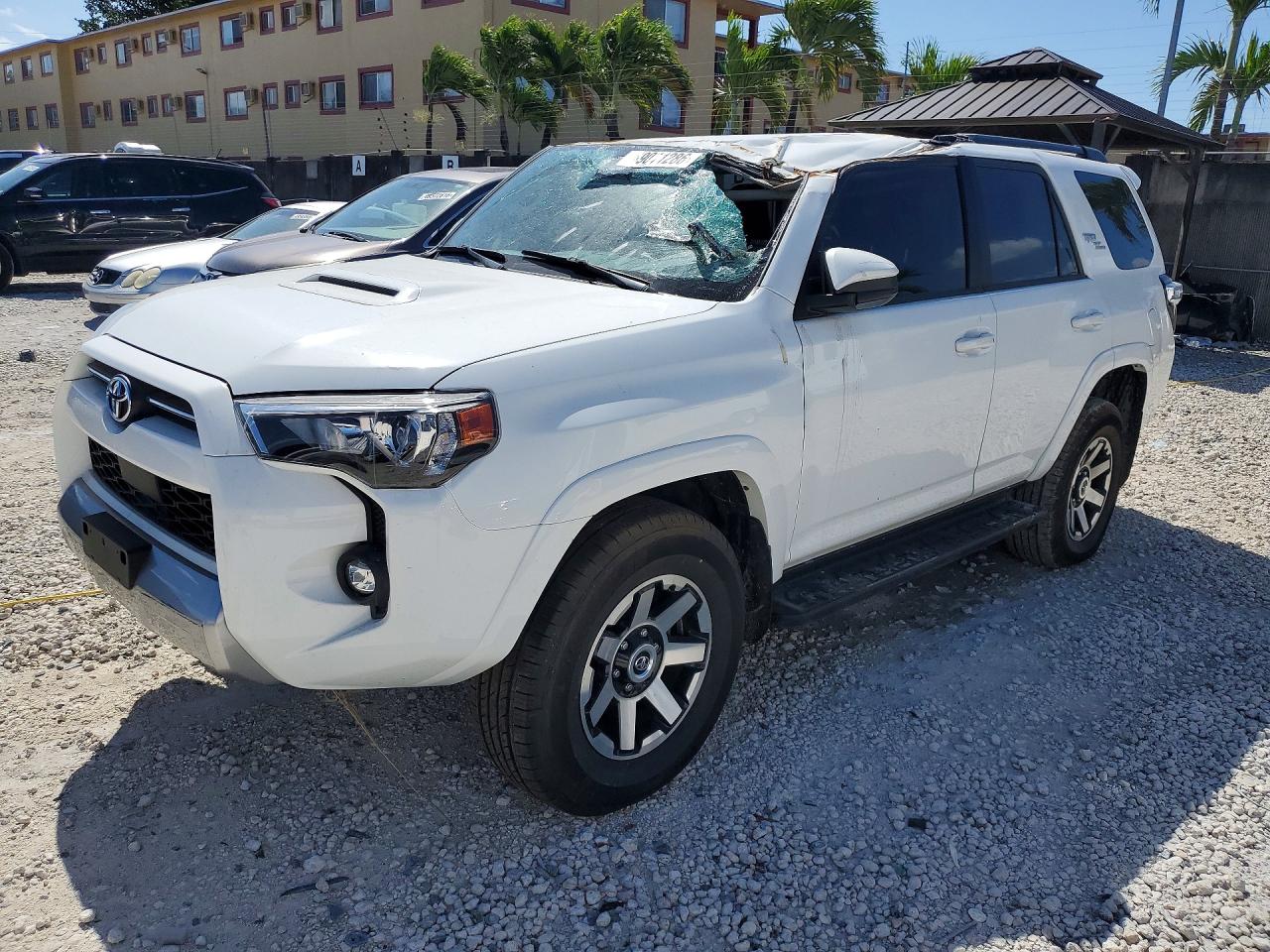 2024 TOYOTA 4RUNNER