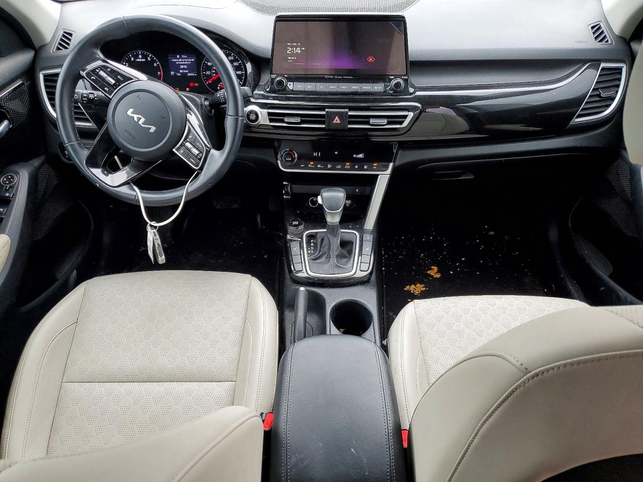 2023 KIA SELTOS EX