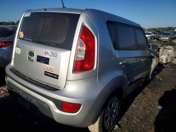 2012 KIA SOUL GL