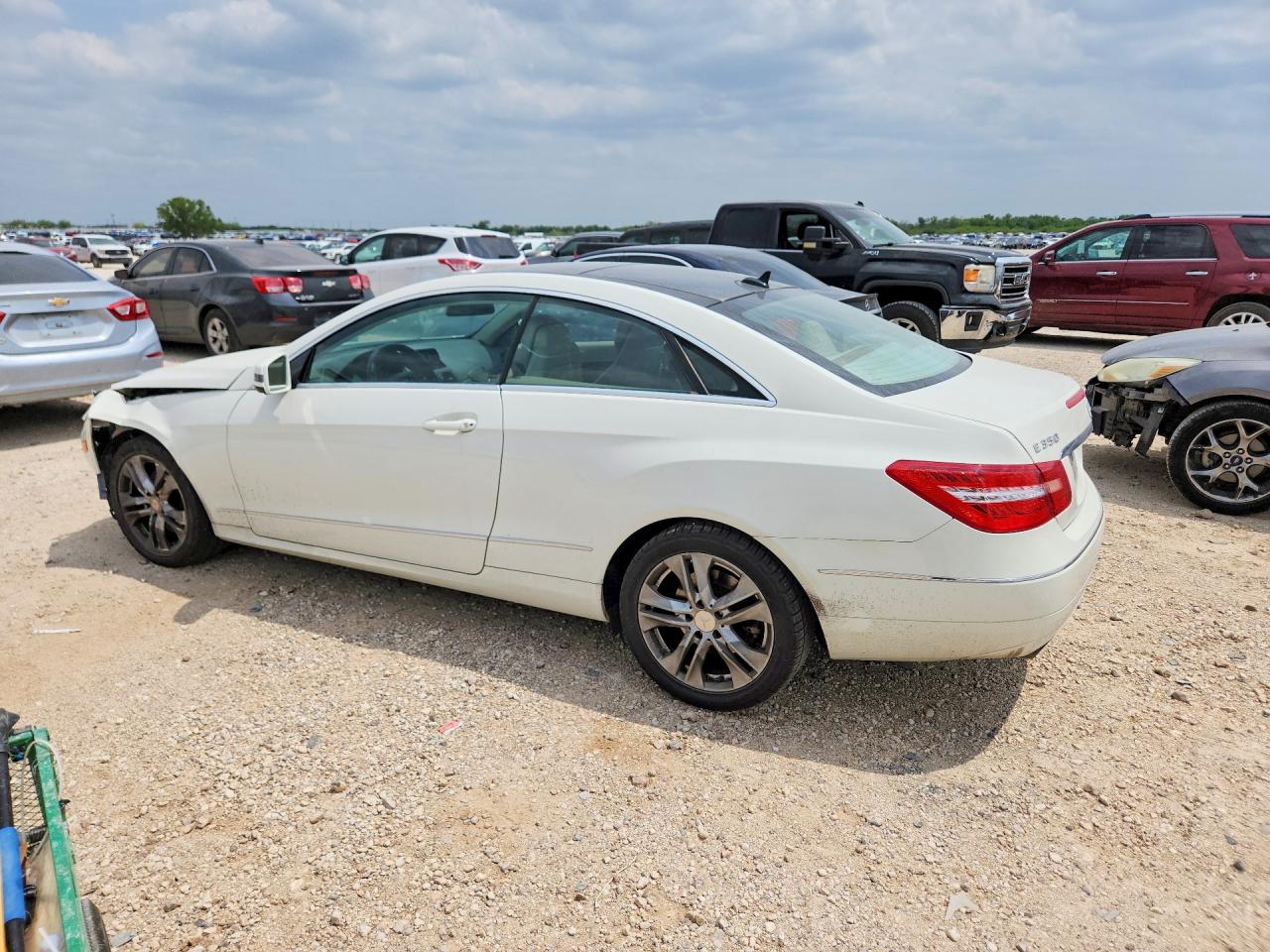 2010 MERCEDES-BENZ E E350