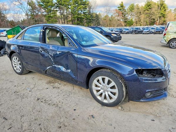 2012 AUDI A4 quattro Premium