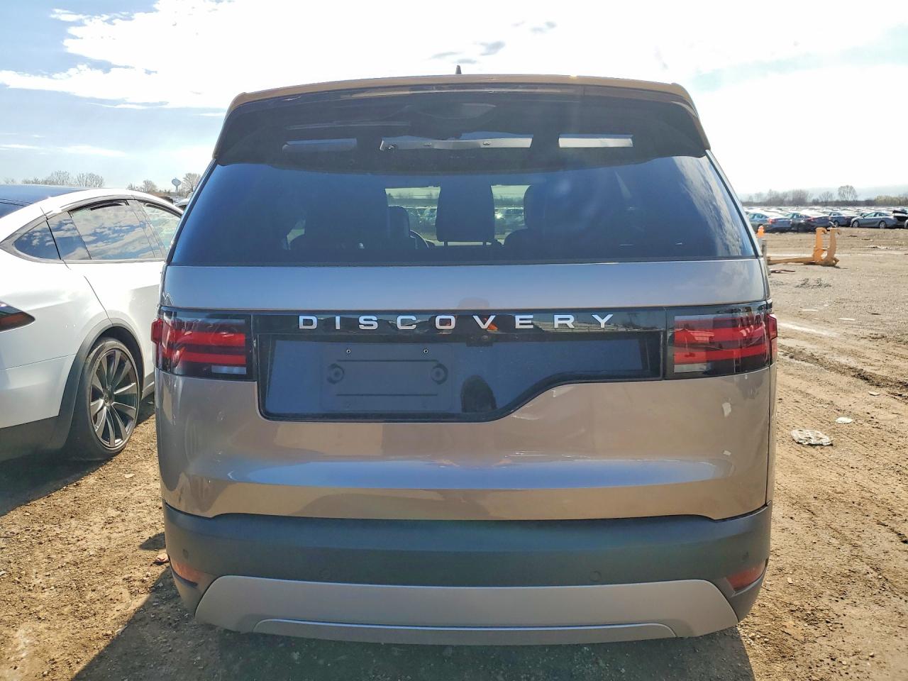 2026 LAND ROVER DISCOVERY P300 S