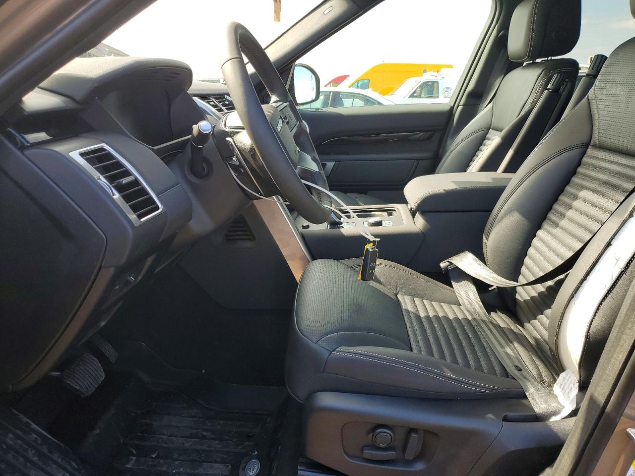 2026 LAND ROVER DISCOVERY P300 S