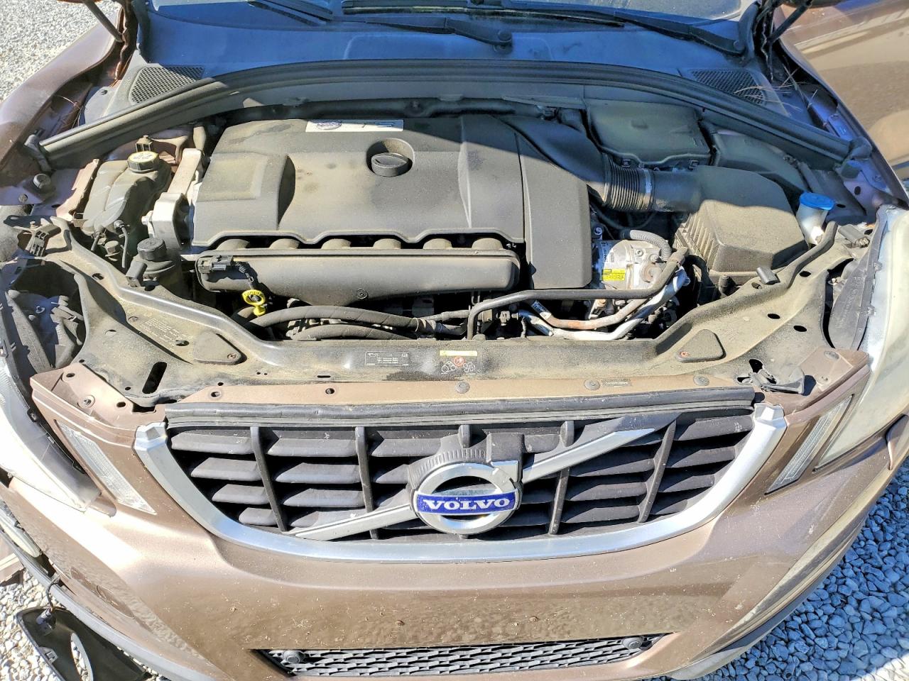 2010 VOLVO XC60