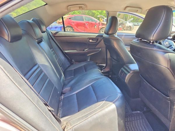 2015 TOYOTA CAMRY