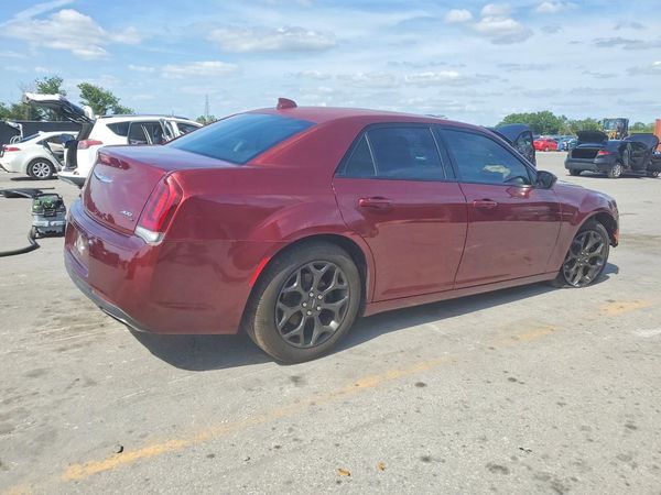 2020 CHRYSLER 300