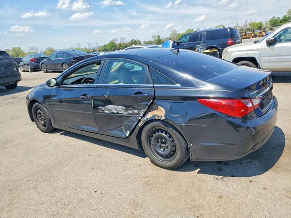 2013 HYUNDAI SONATA GLS/ GLS Popular