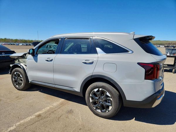 2025 KIA SORENTO