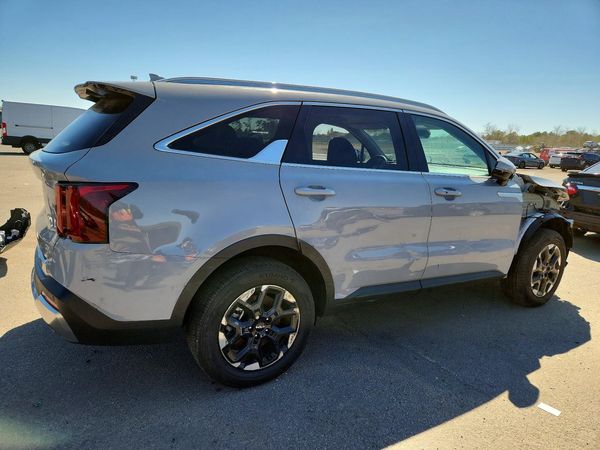2025 KIA SORENTO