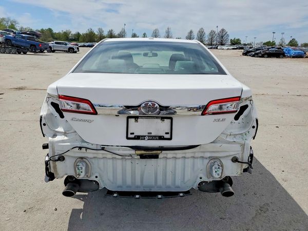 2014 TOYOTA CAMRY — DIRR