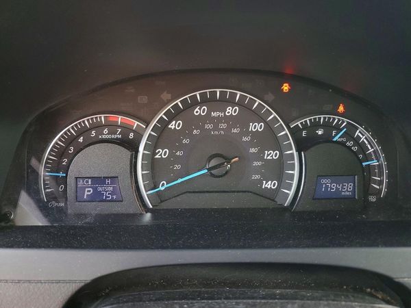 2014 TOYOTA CAMRY — ODOM