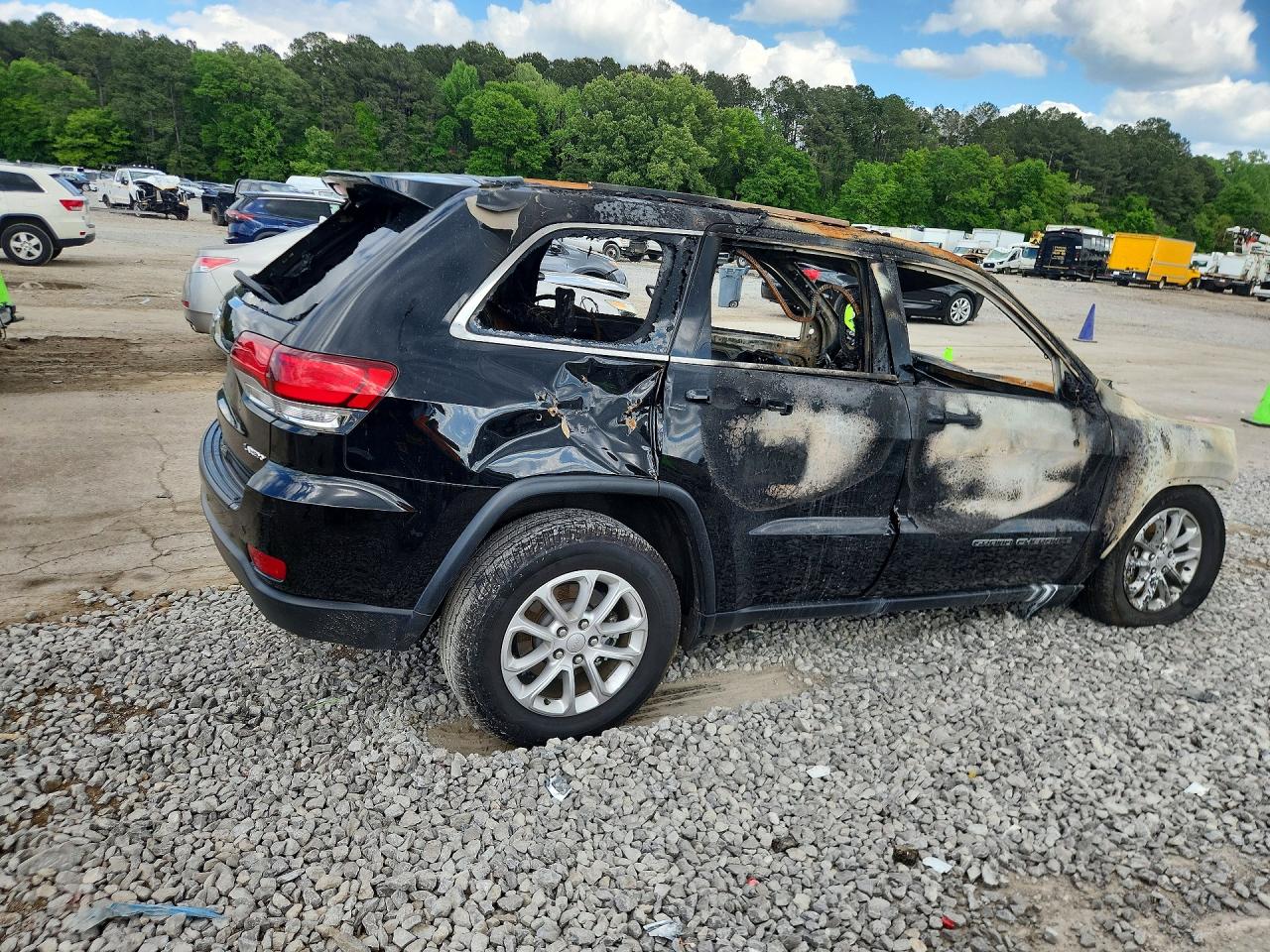 2021 JEEP GRAND CHEROKEE LAREDO 4X2