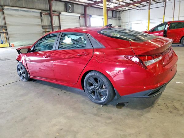 2022 HYUNDAI ELANTRA SEL