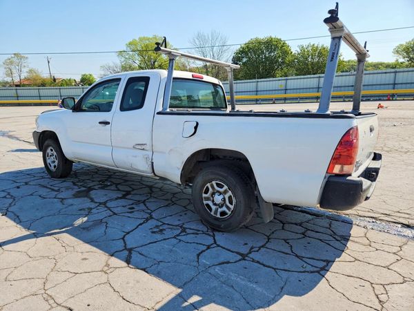 2015 TOYOTA TACOMA