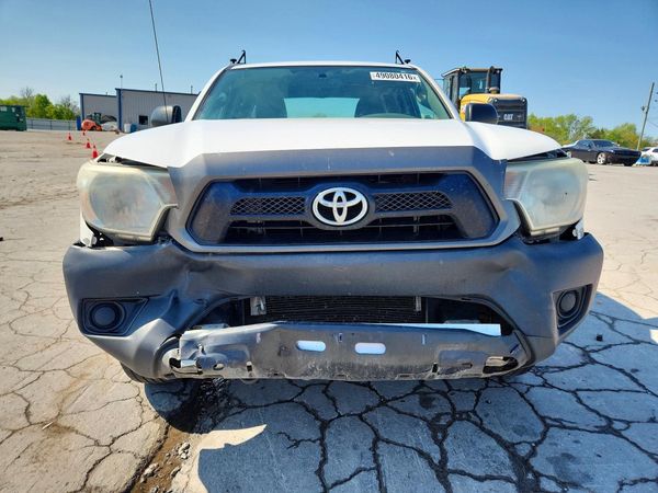 2015 TOYOTA TACOMA
